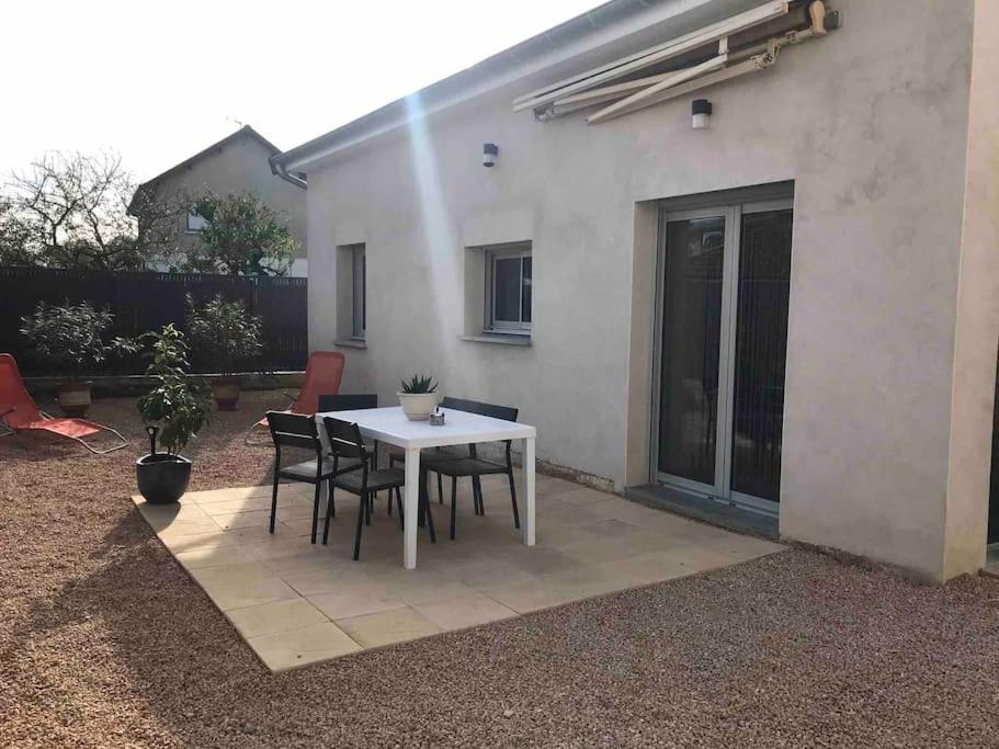 L'Imprevu Est Une Maison Individuelle. Sennecey-le-Grand 外观 照片